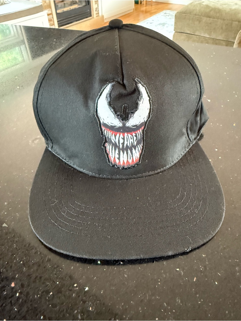 Marvel Black Venom NWT Hat - Picture 3 of 4